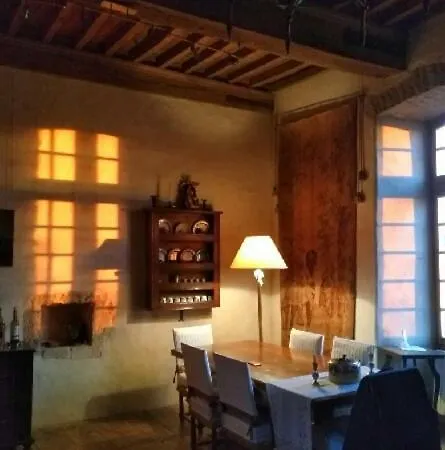 Chambres D'hotes Au Chateau Bed & Breakfast Lunac