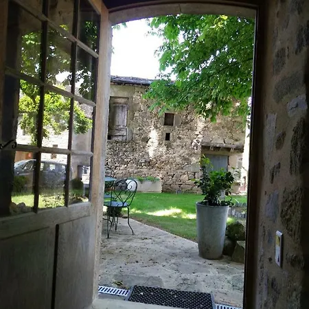 Chambres D'hotes Au Chateau * Lunac